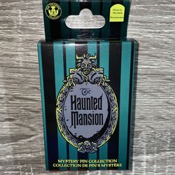 New Disney Pins Set 2 Haunted Mansion Mystery Box GLOW IN DARK 