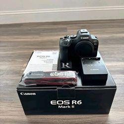 Canon EOS R6 Mark II