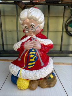 Vintage Santa Mrs. Claus Knitting 13” Atlantic Ceramic Mold Figurine HandPainted