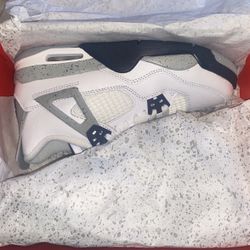 Jordan 4 “midnight Navy” White/ Grey/ White Size 5 Youth Or 6.5 Women’s 