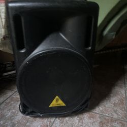 Behringer Eurolive b212d Speaker