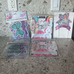 Jojo Siwa 2 Table Covers 1 Cake Topper 2 Banners 
