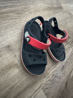 crocs size 7
