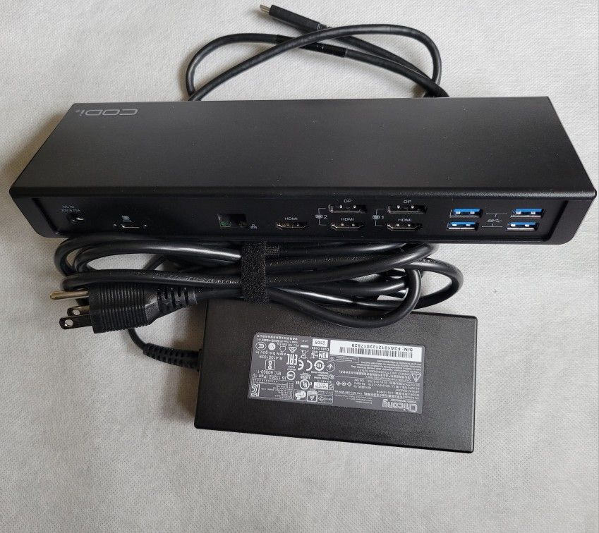 CODi A01080 Centro USB C Triple Display Docking Station