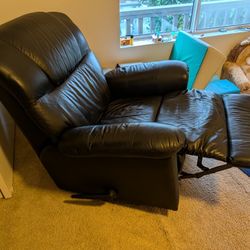 Black Leather Reclining Chair 