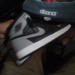 Air Jordan 1 Shadow OG  Size 10