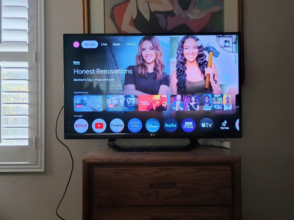 50 Inch LG Cinema 3D Smart TV With Remote And Glasses