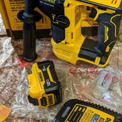 DEWALT  EXTREME  12-VOLT MAX  LITHIUM ION BRUSHLESS CORDLESS  SDS-PLUS ROTARY HAMMER  WITH HIGH CAPACITY 5.0AH BATTERY AND CHARGER KIT 
