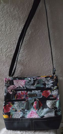 Stone Mountain Black Handbag