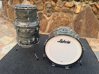 Ludwig downbeat sky blue pearl 1965 drum kit !!