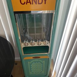 Retro Fresh Candy Vending Machine 