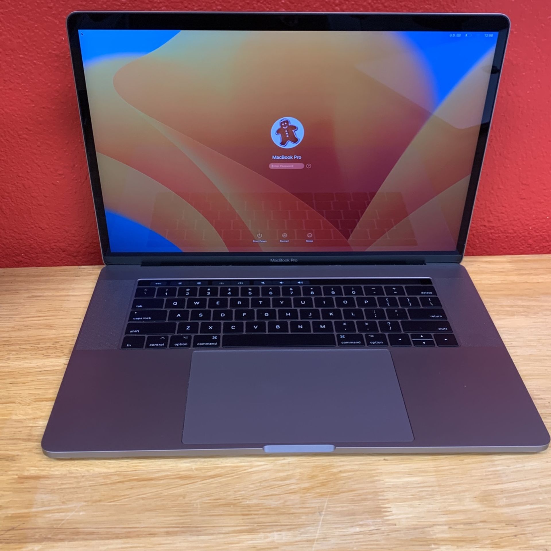 MacBook Pro 15 Inch 2017 Core I5 16gb Ram 512gb $80 Down