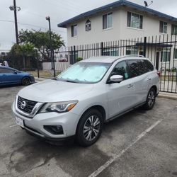 2017 Nissan Pathfinder