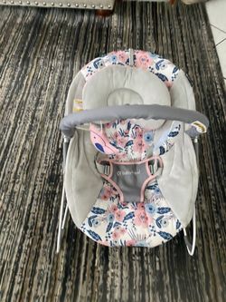 Baby Trend EZ Bouncer for Sale in Los Angeles, CA - OfferUp