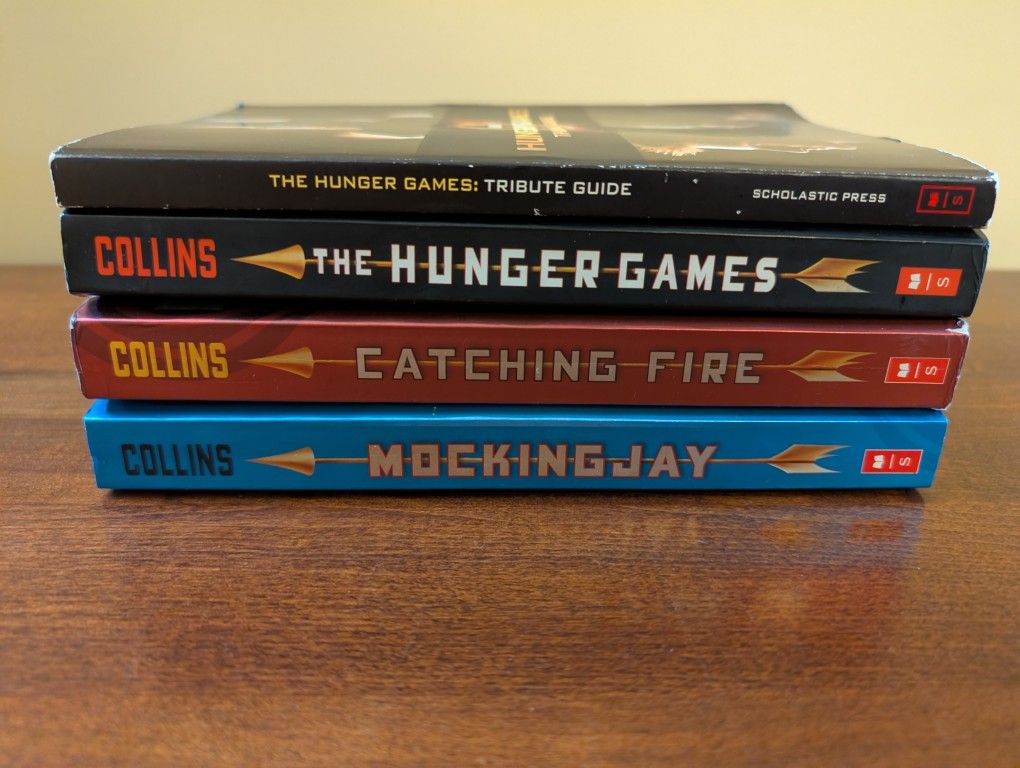 The Hunger Games Book Set Plus Tribute Guide