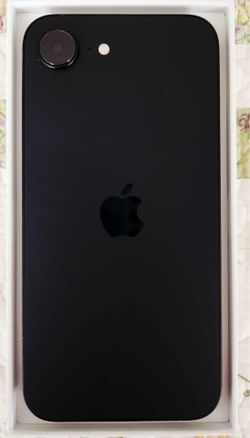 IPHONE 16E BLACK