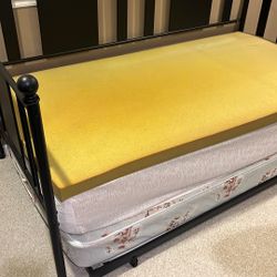 Twin Size Daybed
