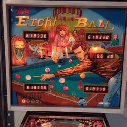 EIGHT BALL PINBALL MACHINE BY BALLY