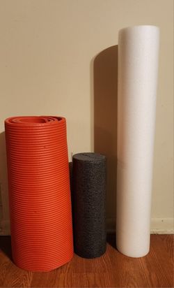 2 foam rollers and Exercise Mat