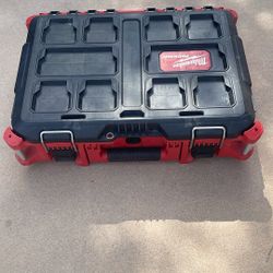 Milwaukee 22in Packout Tool Box