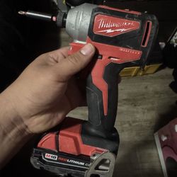 Drill With Battery 