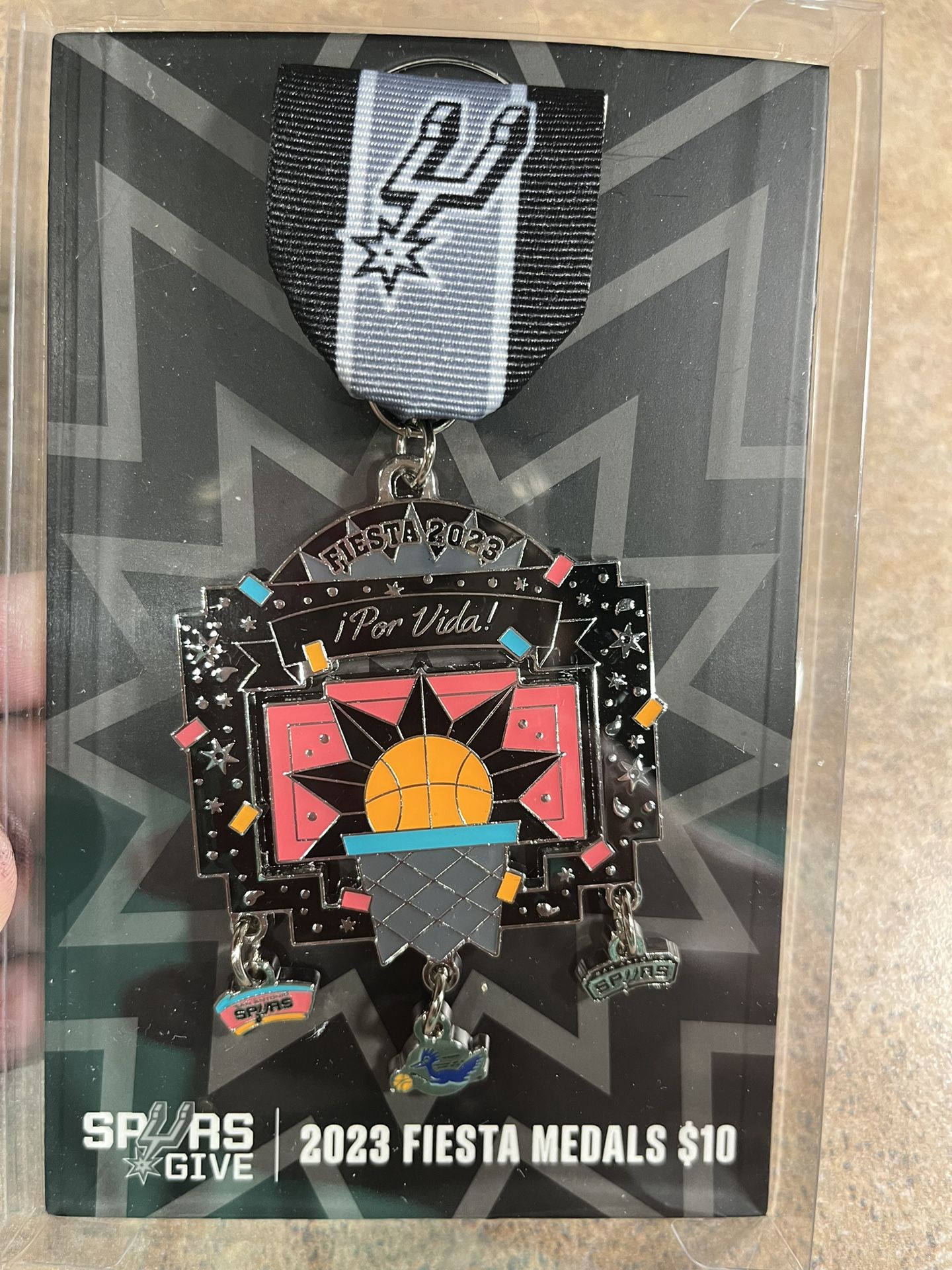 NEW 2023 S.A. Spurs Fiesta Medals w/Old Logo & New Logo Charms