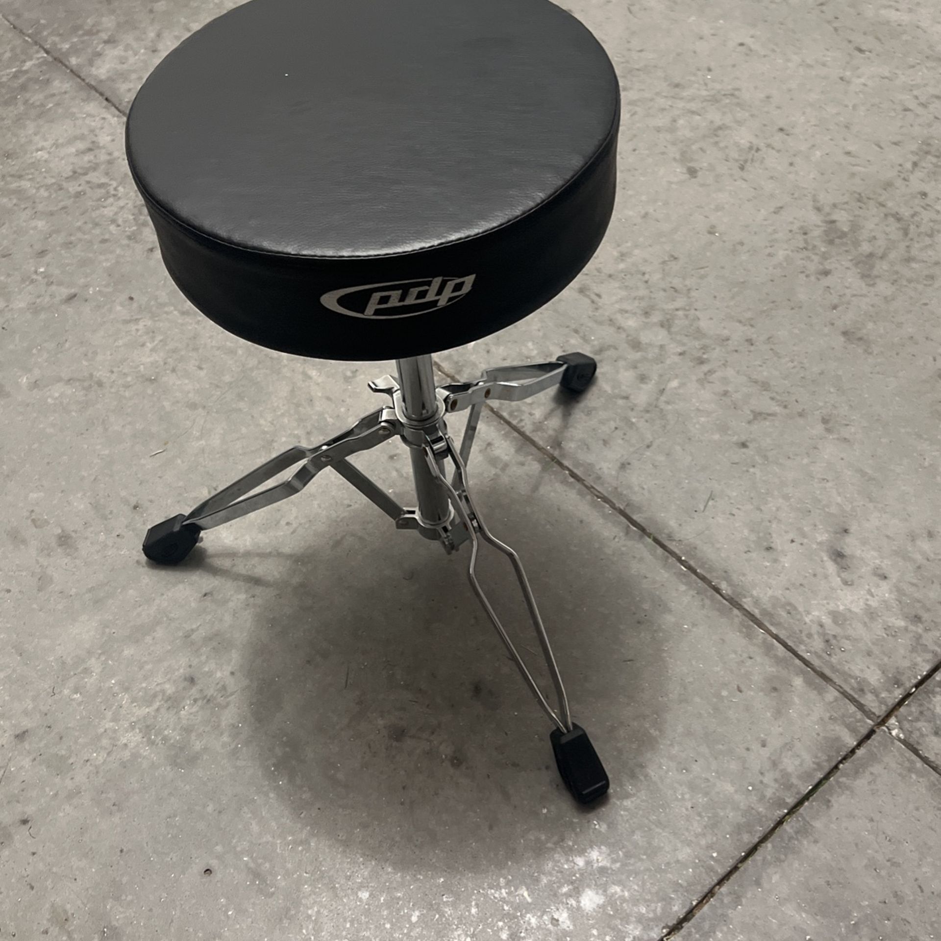PDQ Drum Chair