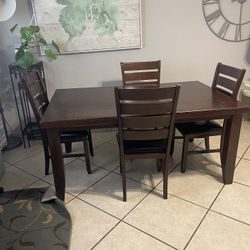 Dining Table Set 