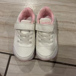 Like New Reebok Shoes