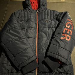 Tommy Hilfigure Size M  Kid