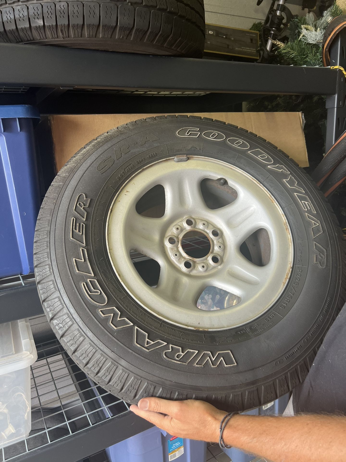 Jeep Cherokee XJ Wheels and Tires