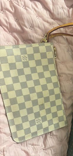 Wristlet 