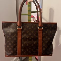LV Monogram Tote Bag