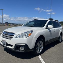 Subaru Outback 2.5L Premium 2013