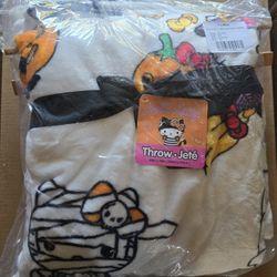 Hello Kitty Halloween Throw Blanket