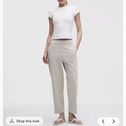 Lululemon Size M/L Off white/ Cream. Stretchy And SUPPER SOFT!