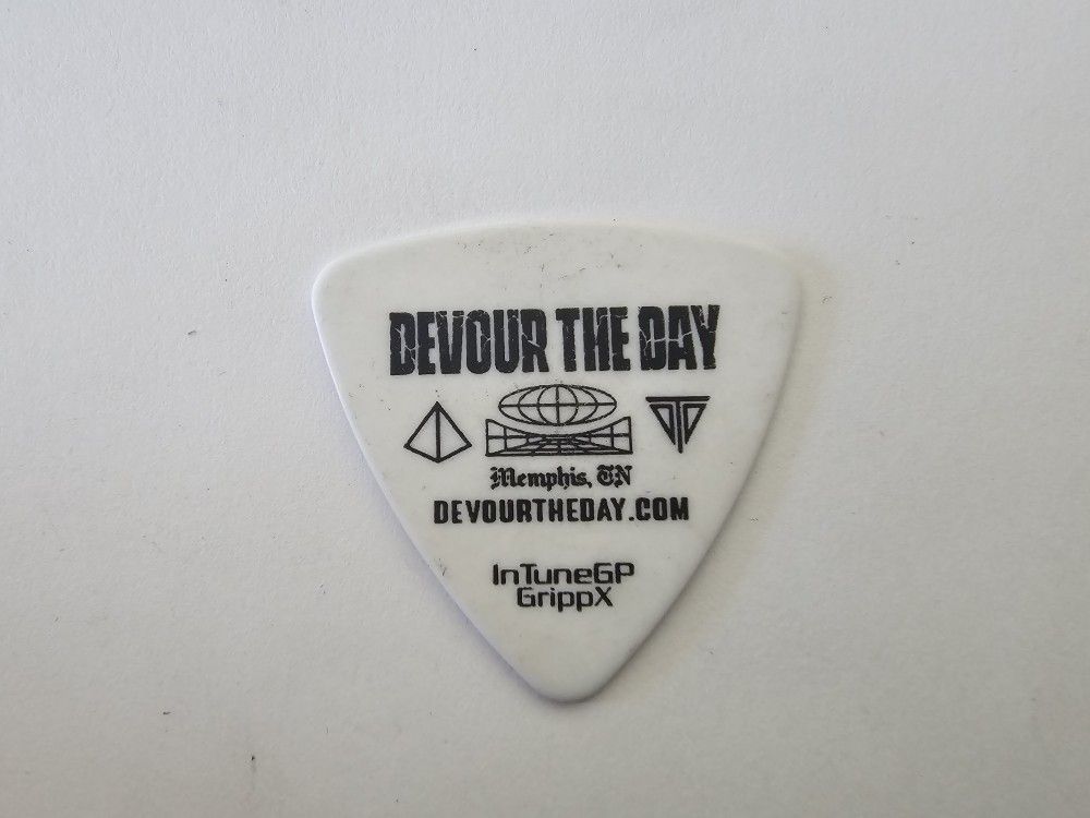 Official Smile Empty Soul Signed Ticket Stub & Guitar Pick