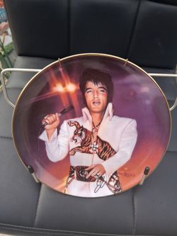PLEIT ELVIS. PRESLY