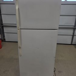 GE 16.4 Cu. Ft. Refrigerator  