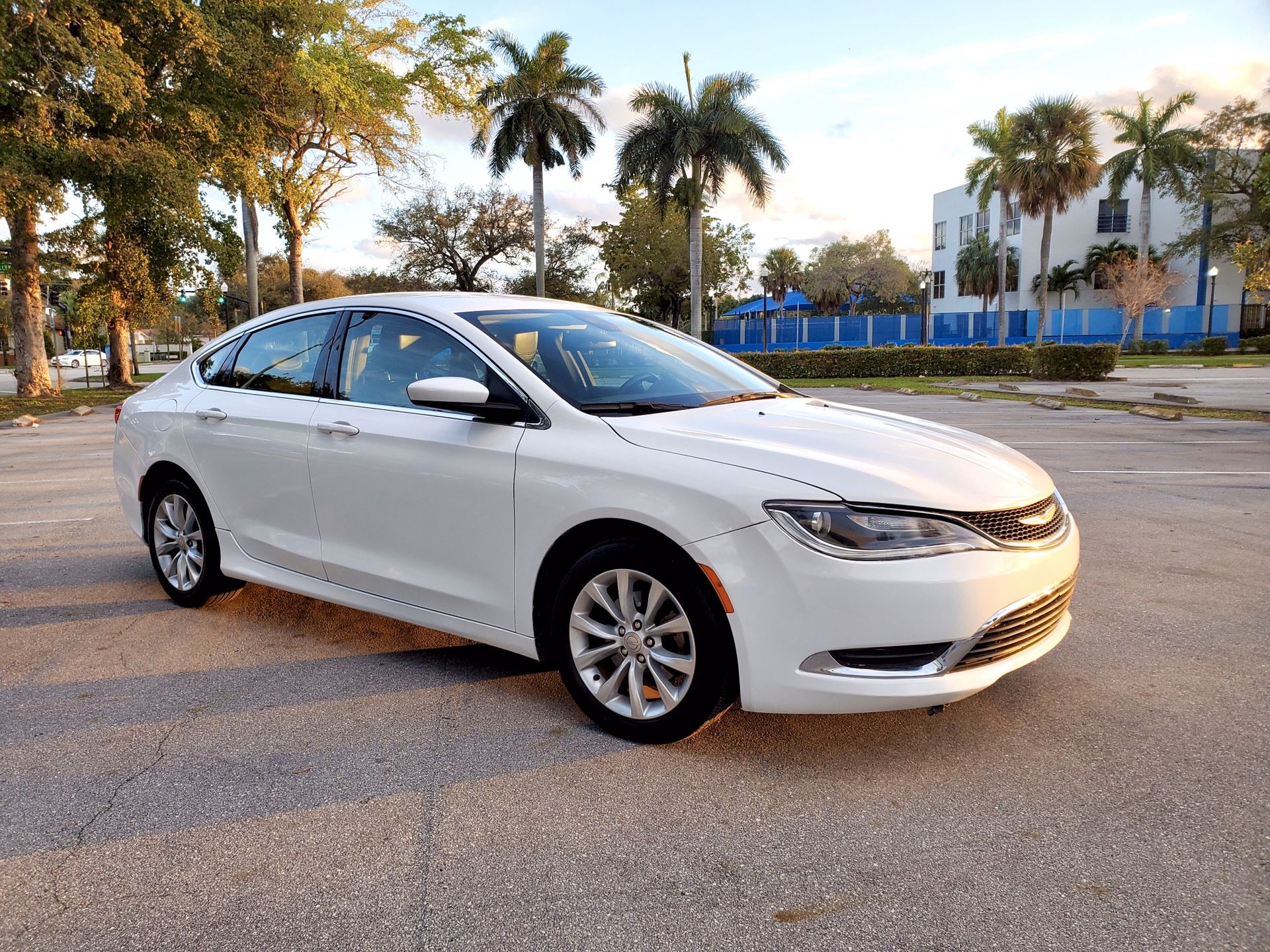 2016 Chrysler 200