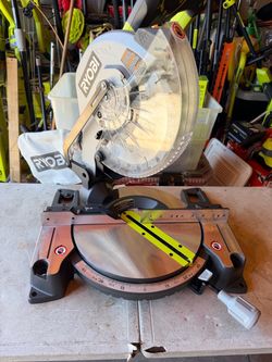RYOBI  14 Amp Corded 10 in. Compound Miter Saw with LED Cutline Indicator USED $100
