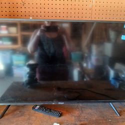 34 inch Hisense TV