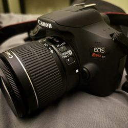 Canon T7