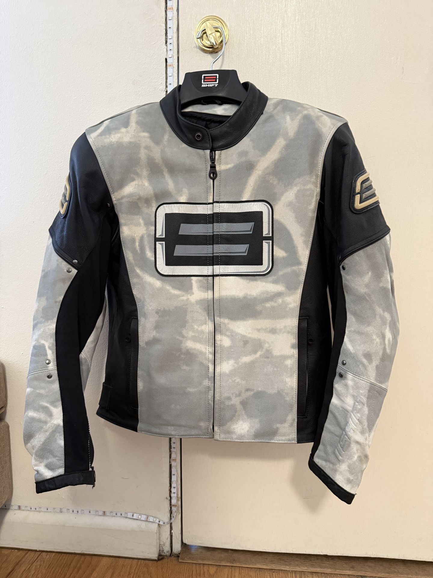 SHIFT Leather Motorcycle Jacket - Medium