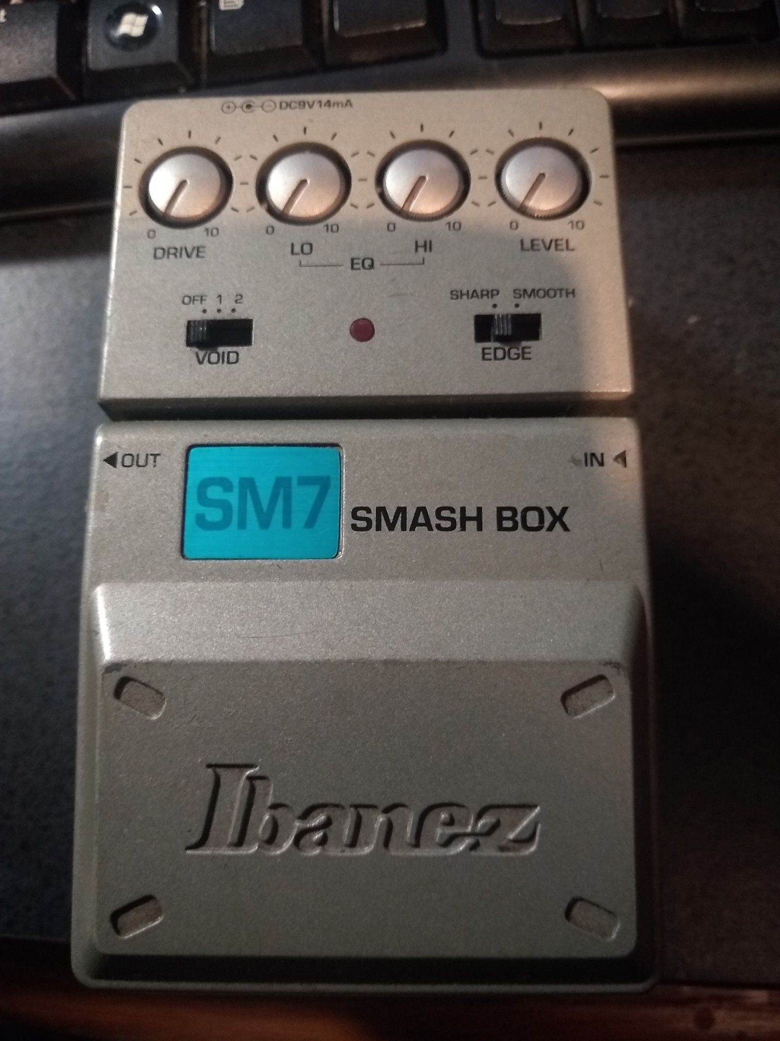 Ibanez (SM7) SmashBox