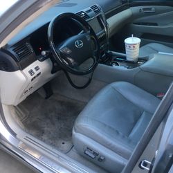 2007 Lexus LS 460