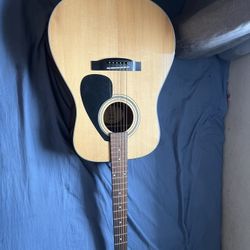 Yamaha Guitar