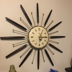 Vintage Mid Century Modern Atomic Starburst Wall Clock by Lux