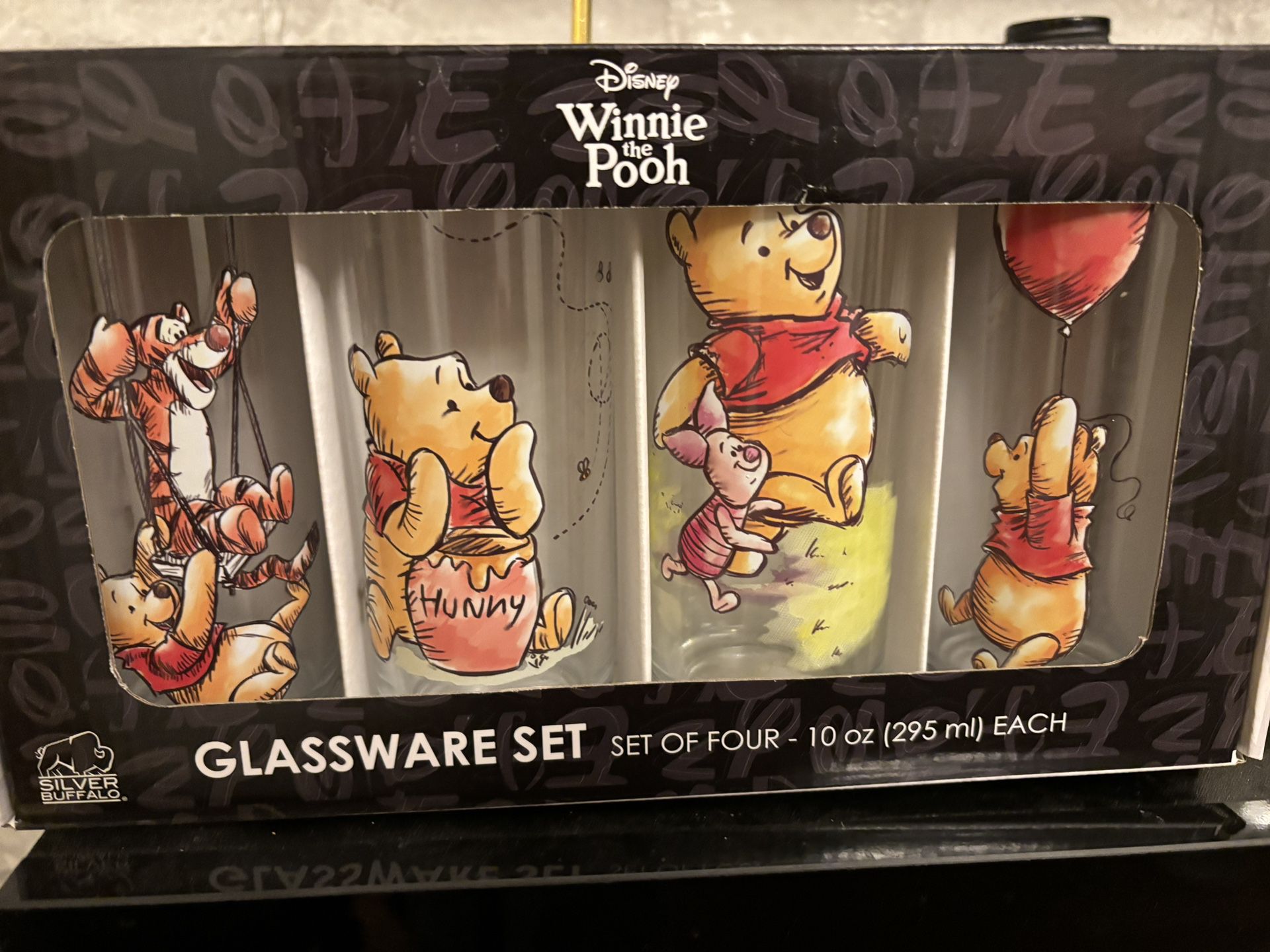 Disney Winnie The Pooh Glass Cup Set