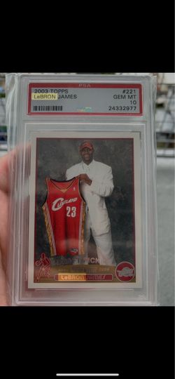 2003 Topps LeBron James #221 PSA 10 Rookie